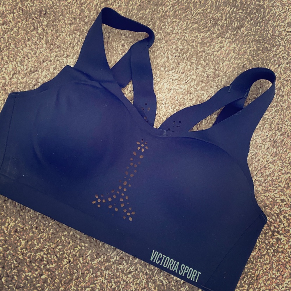 Pink Victoria secret sports bra